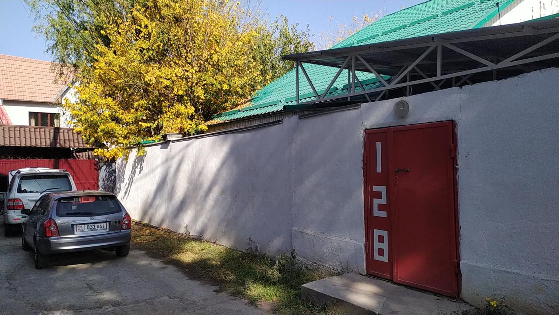 Kgb Home Hostel Бишкек Экстерьер фото