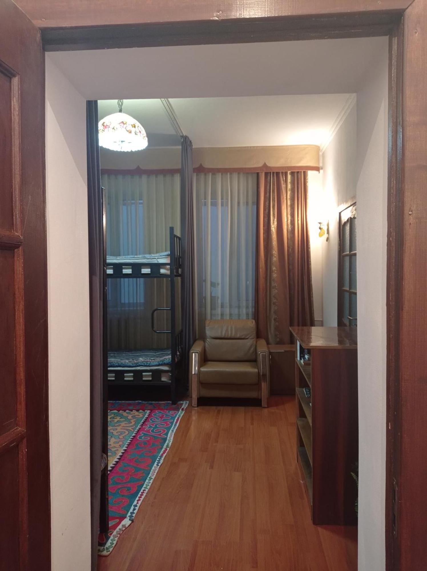 Kgb Home Hostel Бишкек Экстерьер фото