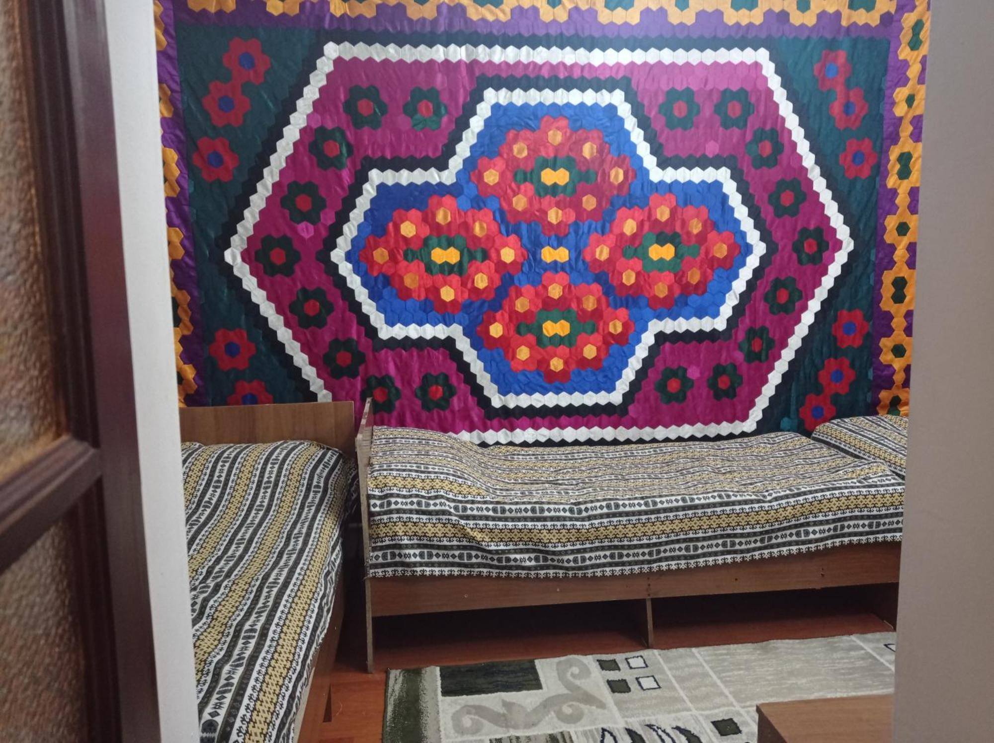 Kgb Home Hostel Бишкек Экстерьер фото
