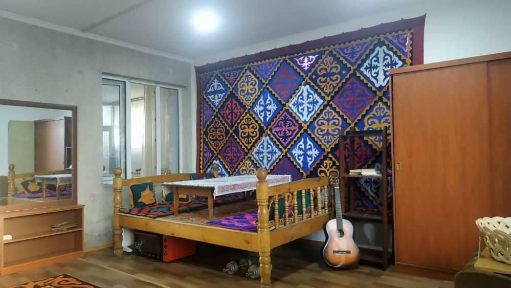Kgb Home Hostel Бишкек Экстерьер фото